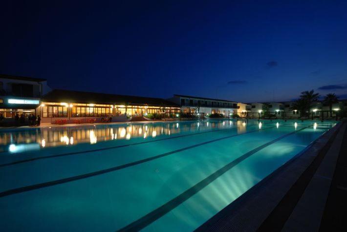 Hotel Club Santa Sabina ตอร์เรซานตาซาบีนา ภายนอก รูปภาพ